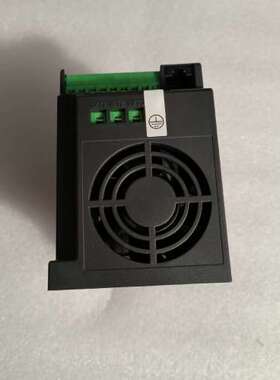 士林变频器 SL3-021-0.4K 机未安装 议价