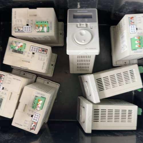 东方马达调速器US2D6-EC  议价