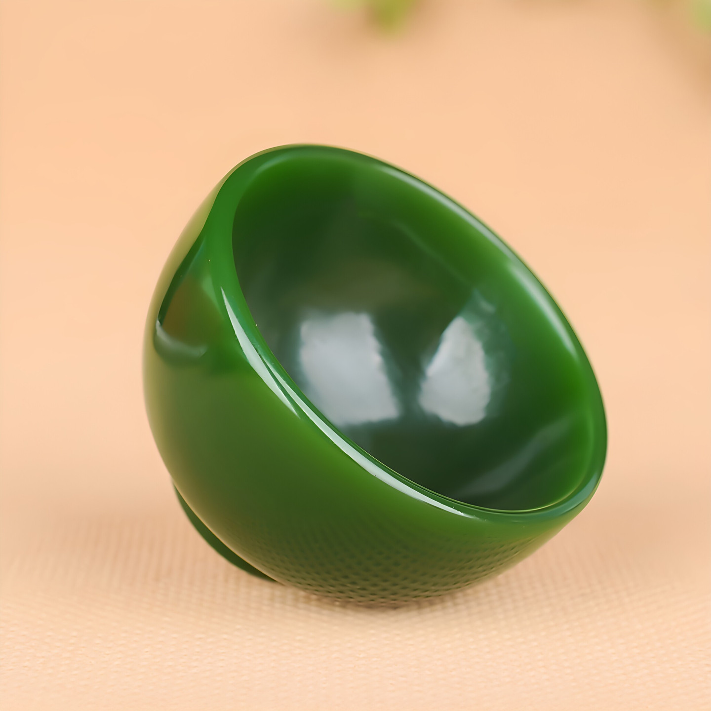 新疆和田玉碧玉功夫茶杯酒杯天然玉石菠菜绿碧玉碗茶具酒杯玉摆件