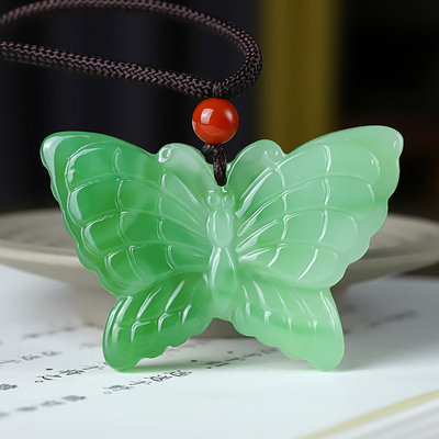 天然和田玉翠青蝴蝶玉坠吊坠
