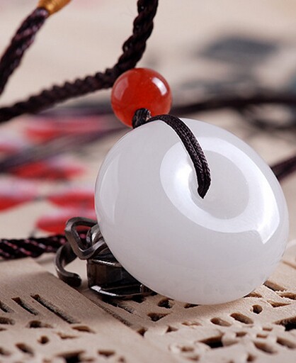 新疆和田白玉平安扣吊坠 男女情侣玉石项链天然白色玉吊坠