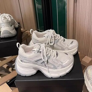 老爹鞋女2024春季新款韩国复古增高时尚休闲鞋简约厚底透气运动鞋