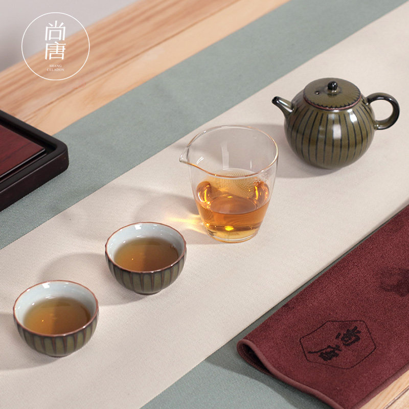 尚唐便携式旅行功夫茶具快客杯一壶二杯套装陶瓷户外随身小号茶壶在类目 餐饮具, 茶具, 功夫茶具中 - 来自Buy2taobao.com提供专业的淘宝代购服务