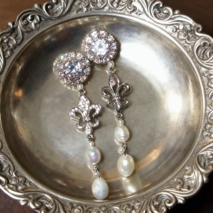 鸢尾花寓言 黄打屁原创设计夸张复古珍珠意式闪甜仙925银耳钉耳夹