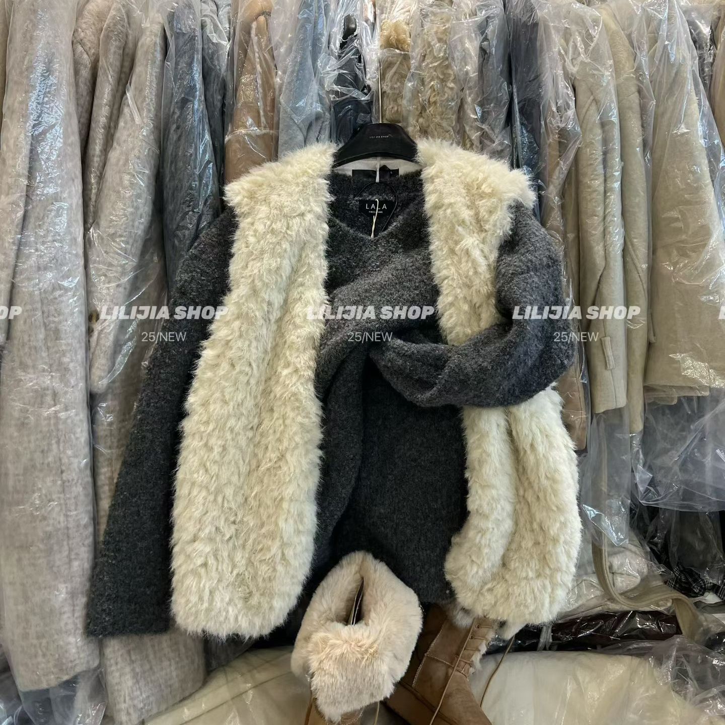 通勤风皮毛一体加厚保暖女马甲