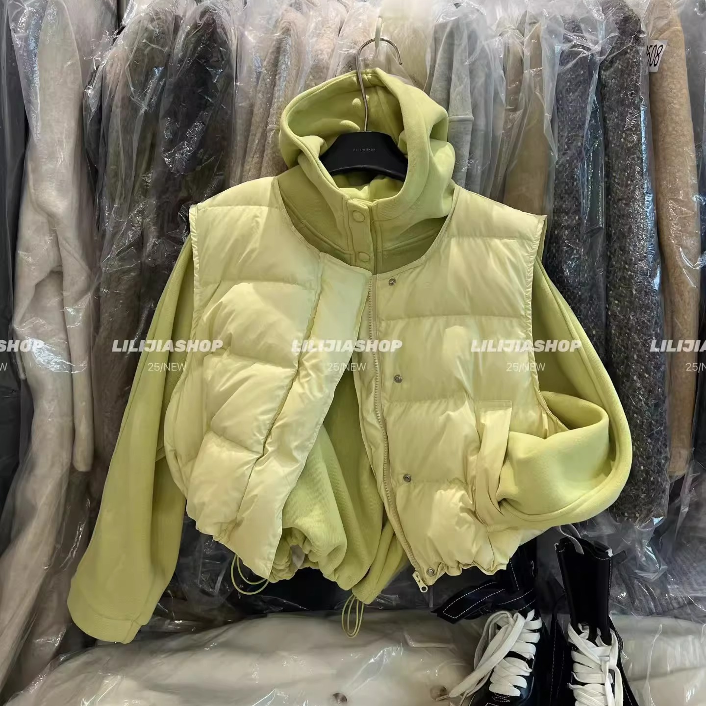 韩版时尚百搭圆领羽绒马甲