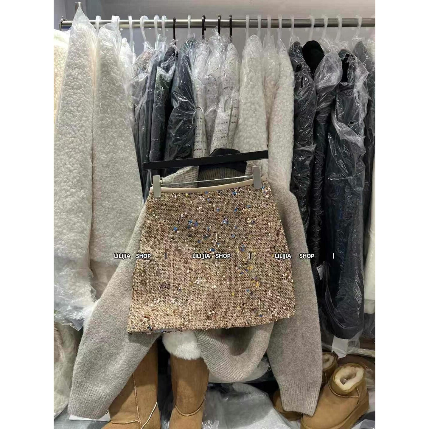 【五折】灰色V领慵懒风软糯毛衣女冬季搭配亮片半身裙加厚