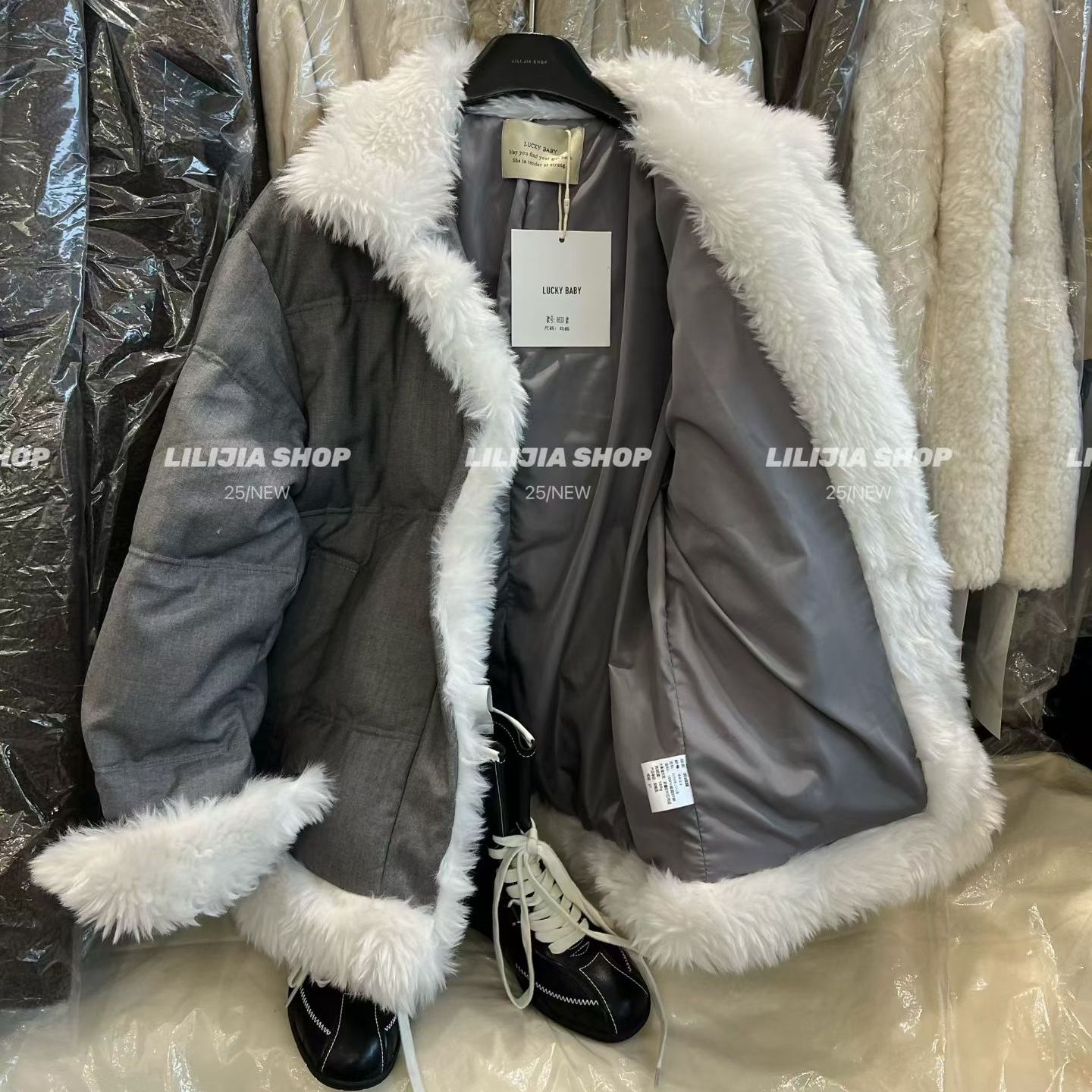 千金风灰色撞色羊羔毛拼接中长款宽松羽绒服女2025冬季保暖厚外套