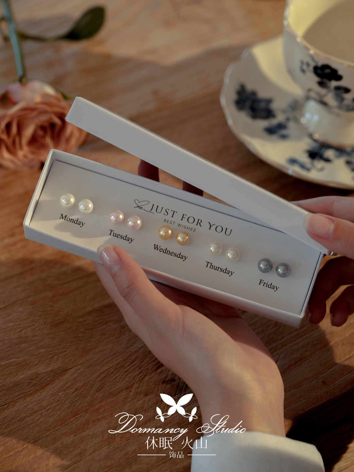 「缪斯礼盒」高级感珍珠耳环套装