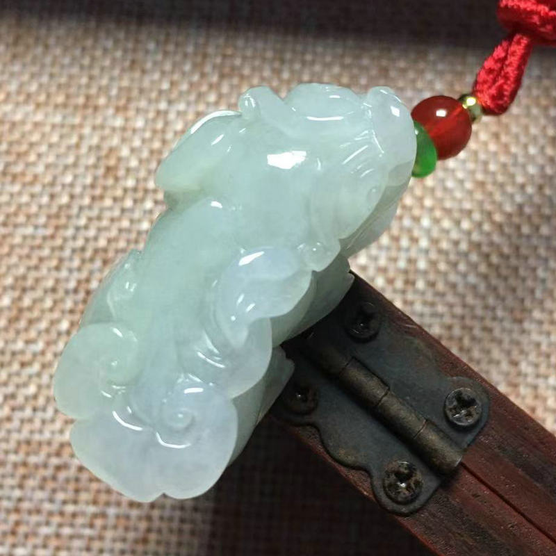 天然缅甸翡翠貔貅吊坠项坠