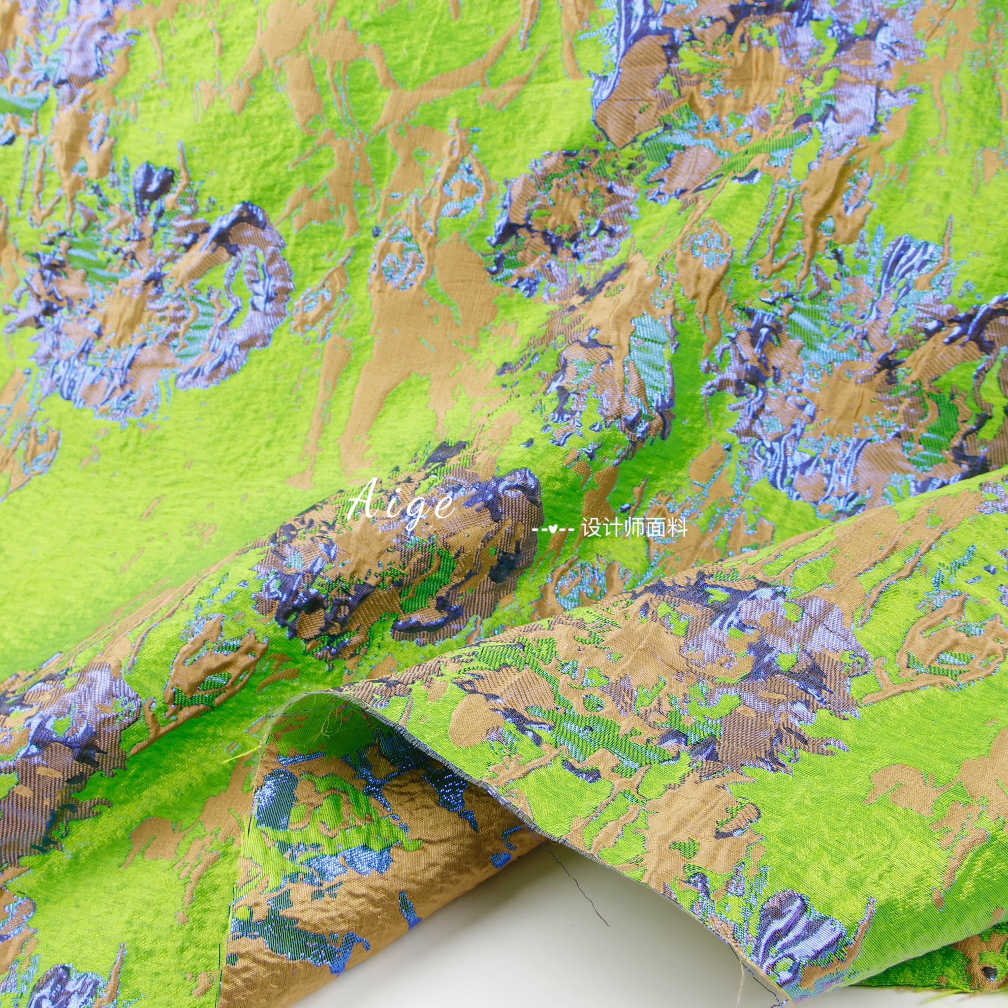 光泽廓形感 绿色织金丝抽象花朵立体浮雕提花面料礼服连衣裙布料