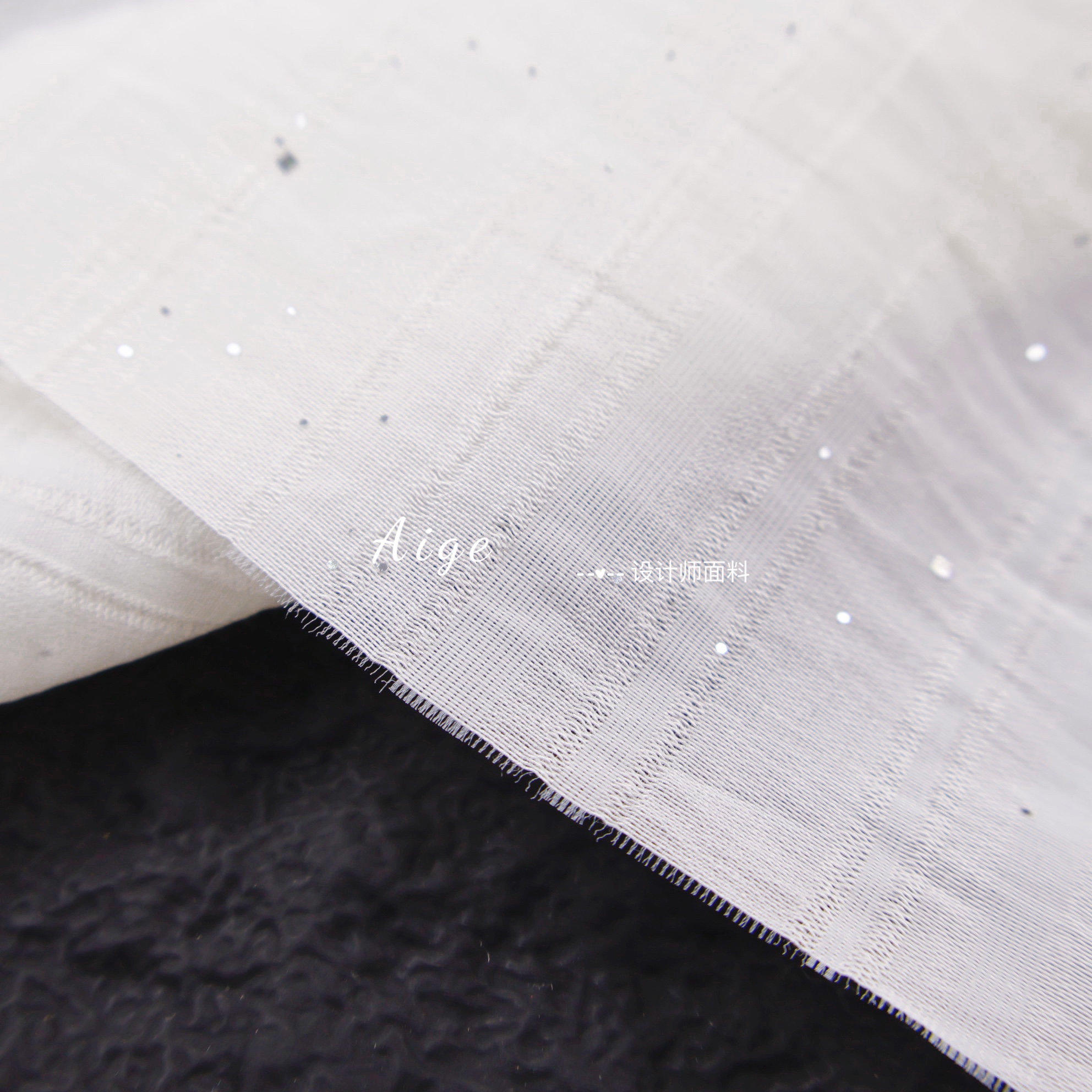 垂感微透 奶白色竖条纹细闪亮片天丝麻面料衬衫连衣裙汉服布料DIY