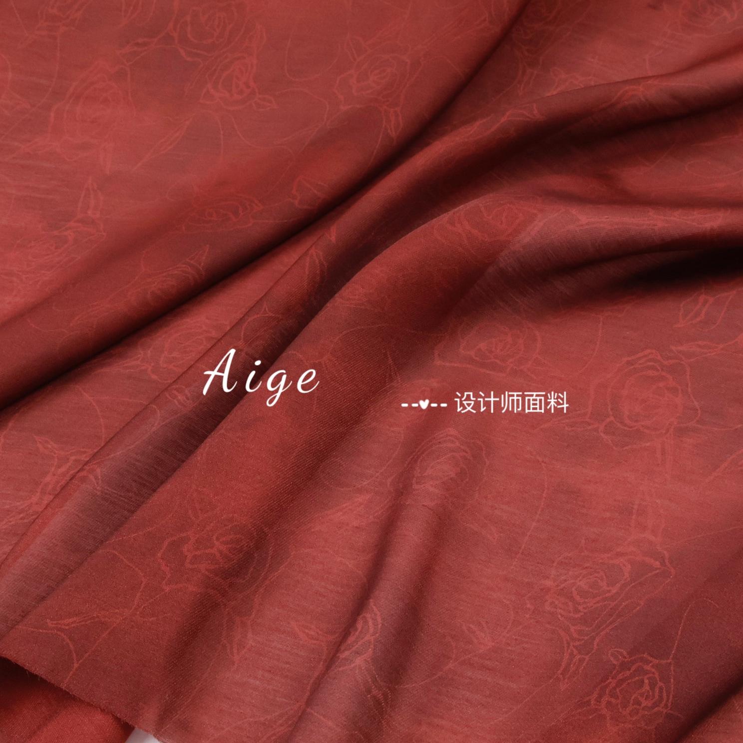 亲肤微透 古典暗红色晕染素描花朵印花天丝麻面料旗袍连衣裙布料