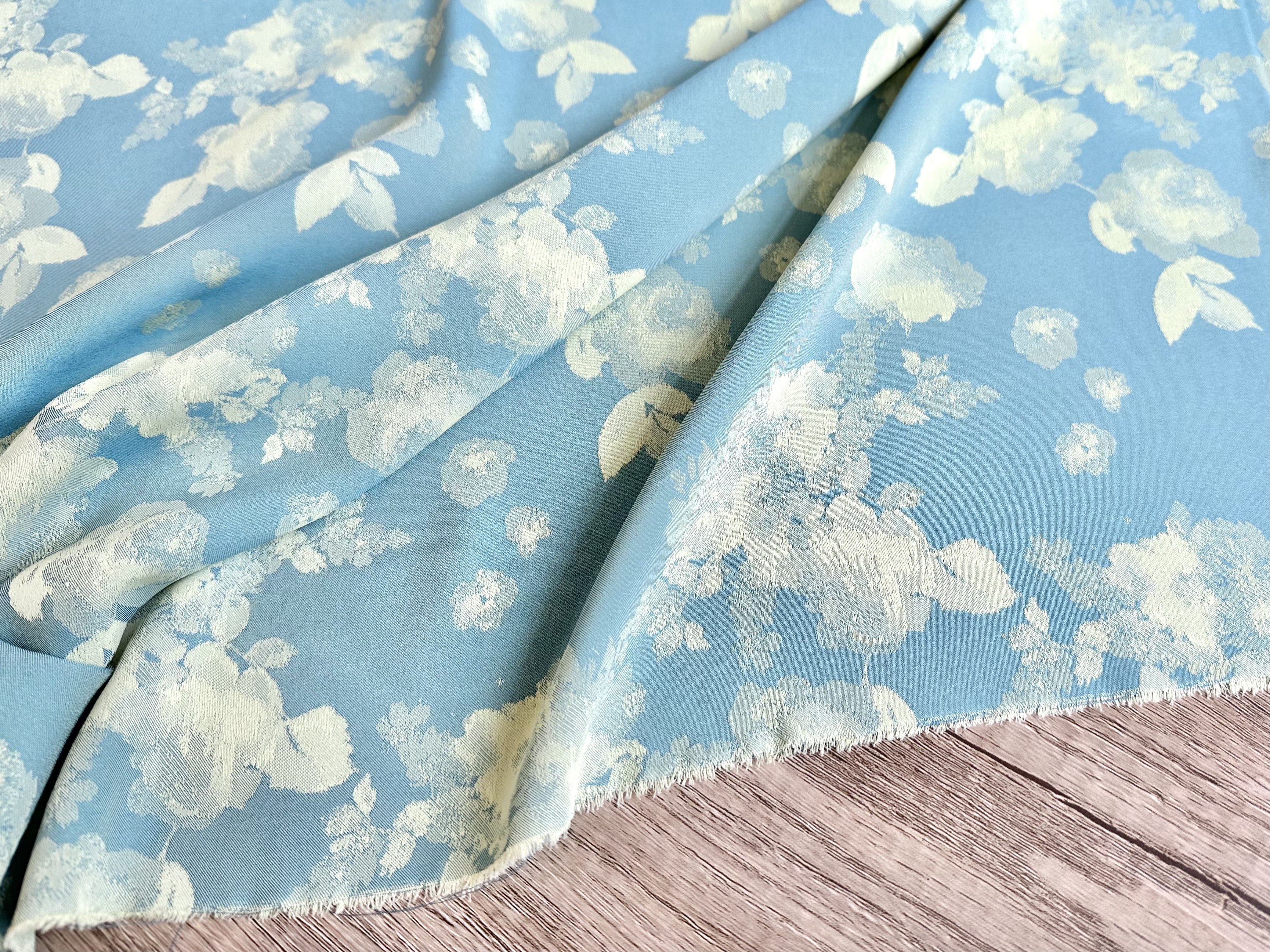 垂感抗皱不透 蓝色双面高密度仿真丝提花布料汉服旗袍衬衫面料DIY