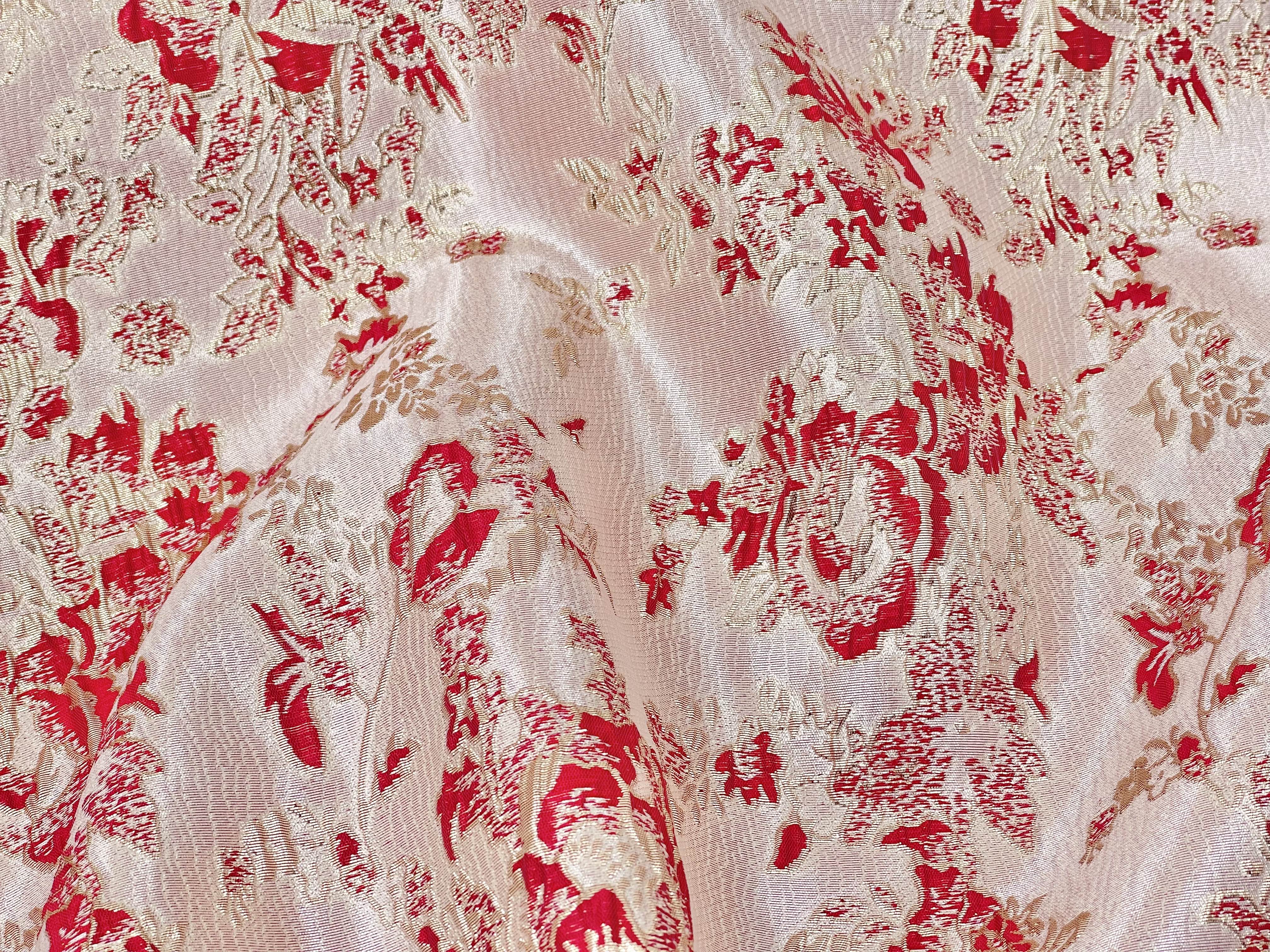 廓形立体感 新年红色织金光泽凹凸浮雕提花面料古装汉服布料diy