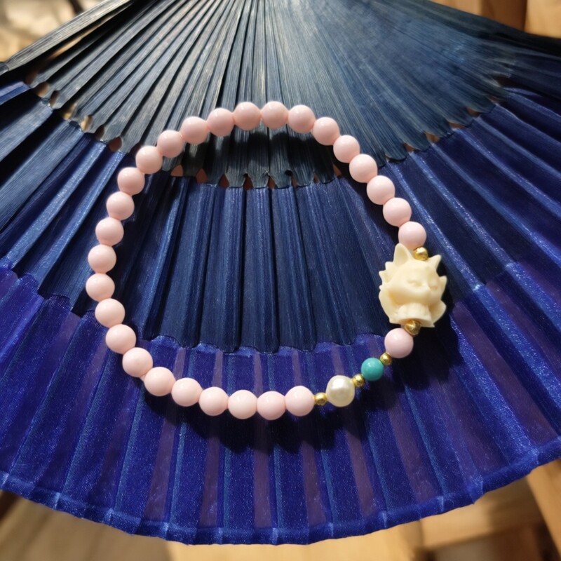 天然粉贝搭配绿松石九尾狐串珠手链女新中式精致百搭手串