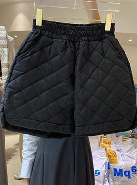 黑色菱格打底裤女秋冬欧货阔腿a字裤加绒保暖夹棉配靴子冬天短裤