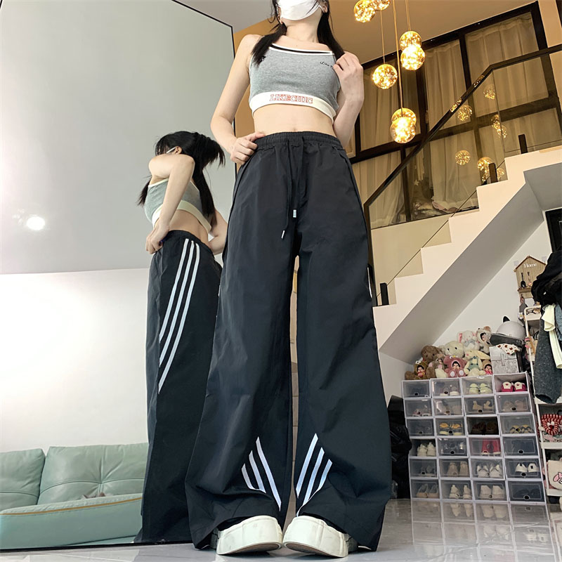 黑色三条杠阔腿工装裤女