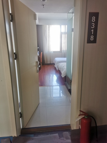 南菜园村西1幢318室