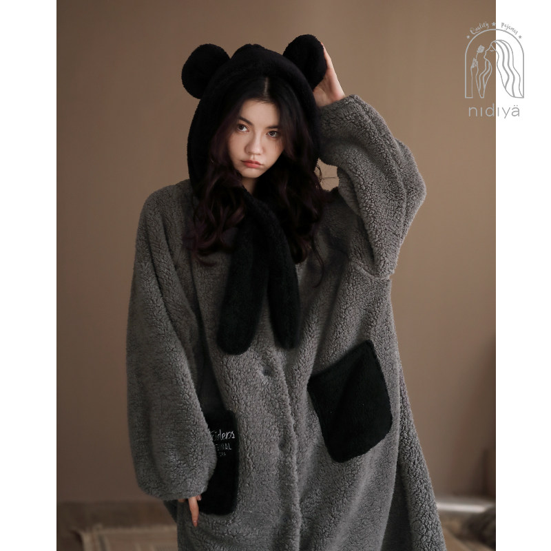 睡衣女冬季睡袍珊瑚绒保暖加厚款可爱熊耳朵连帽围脖家居服可外穿