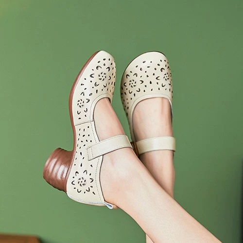 Летние нескользящие босоножки, комфортные тапочки в стиле Crocs, из натуральной кожи, удобны для женщин в возрасте, средний каблук, широкий устойчивый каблук, мягкая подошва, для среднего возраста