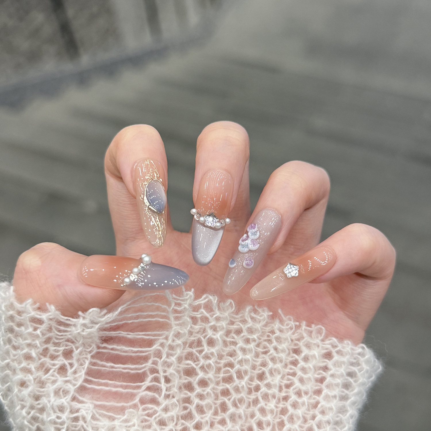 纯手工实拍鲛人之泪 春夏新款腮红爆闪猫眼手绘穿戴甲美甲