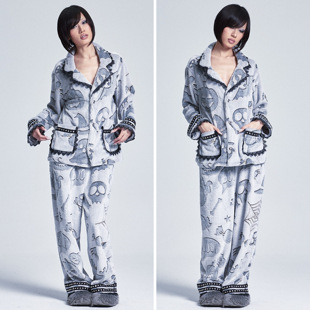 NONAME SPACE秋冬软糯亲肤双面绒小恶魔十字架花边睡衣套装