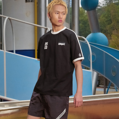 火焰横排LOGO撞色拼接短袖T恤