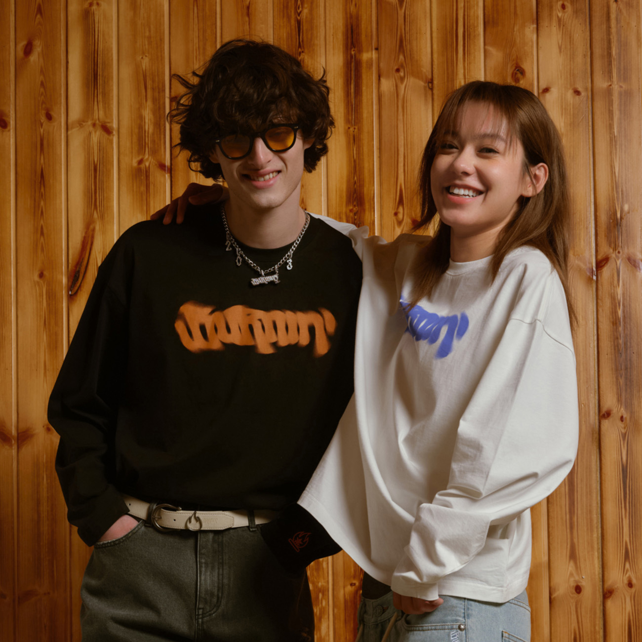 旋转幻影LOGO长袖T恤男女