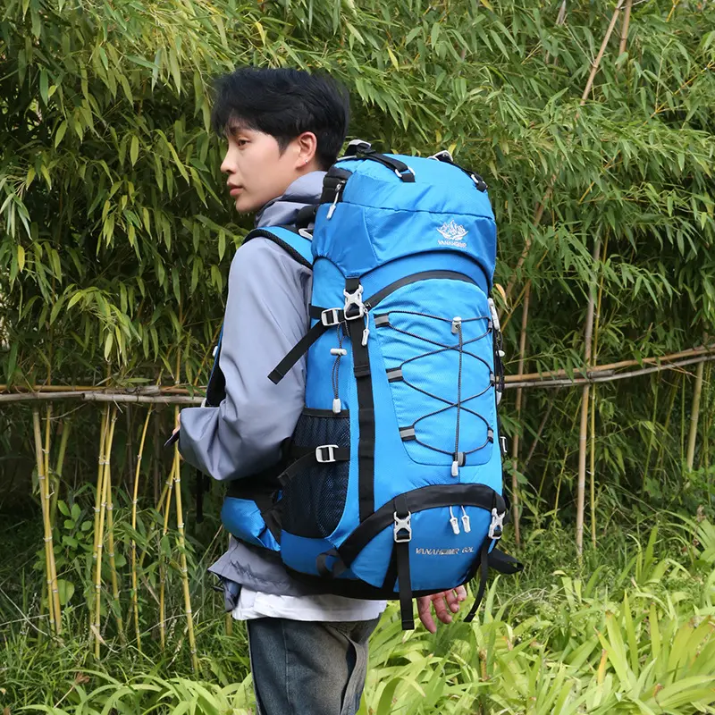 户外运动登山包60升大容量2023秋季新品背包徒步野营旅行双肩包