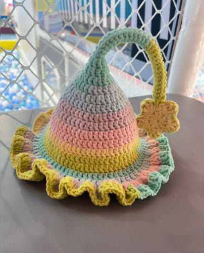 手工成品钩织彩虹精灵帽女巫俏皮可爱秋冬保暖帽子