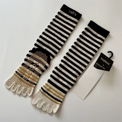 好穿推荐四季长筒瑜伽舞蹈防滑耐磨颗粒五指袜室内普拉提健身中筒