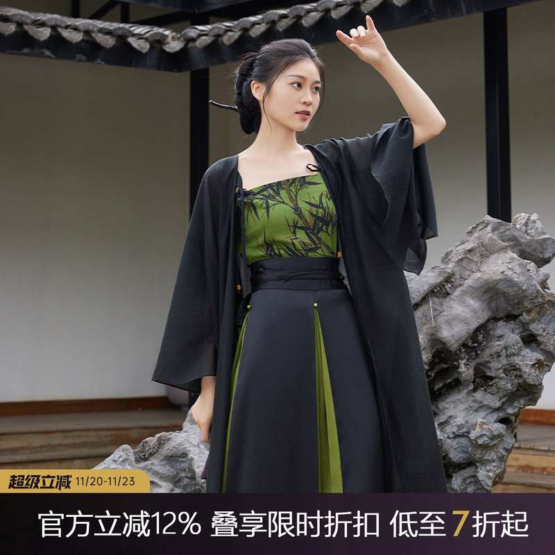 听旬香云纱四破三裥裙汉服套装