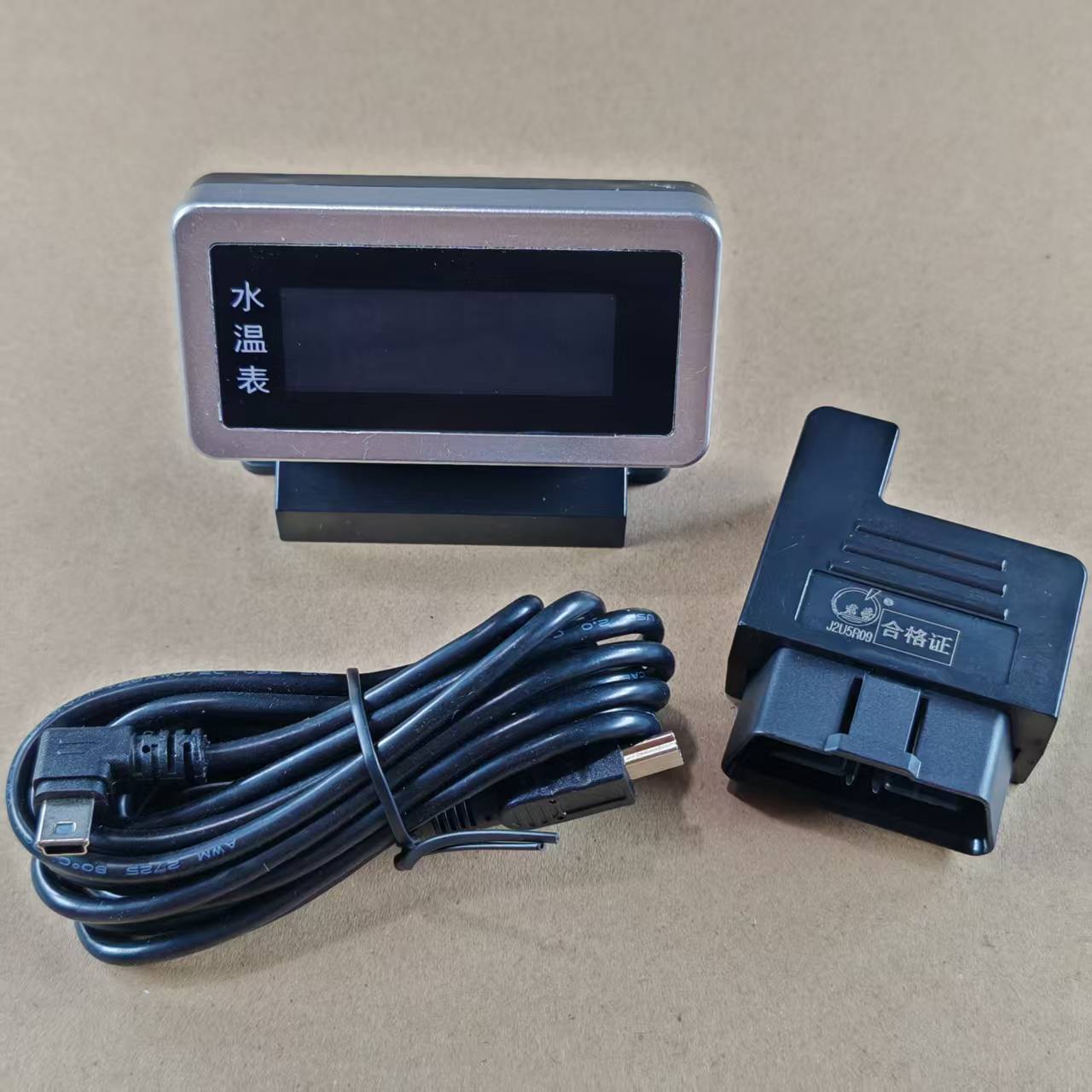 新款液晶OBD直插温度表水温表货车改装数显天然气车轻卡水温度表