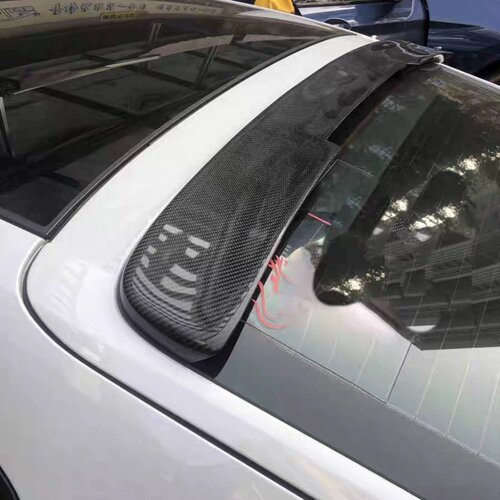 保时捷970帕拉梅拉碳纤尾翼