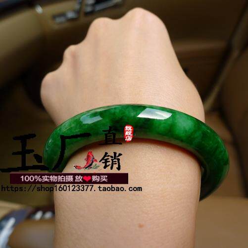 缅甸专柜高档辣色满绿翡翠色干青圆条玉镯子女款收藏级铁龙生手镯