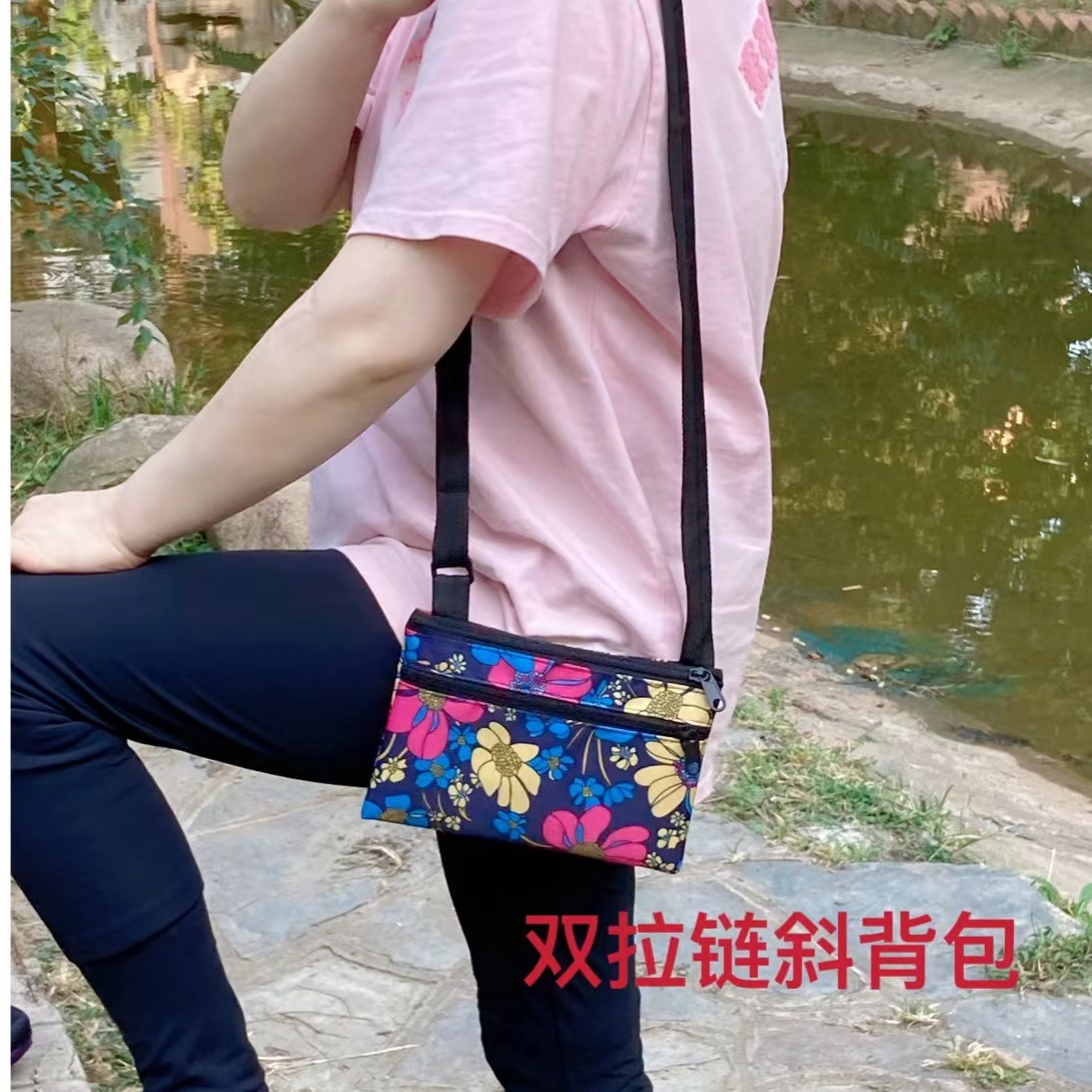 单肩包休闲小复古方便实用性价高