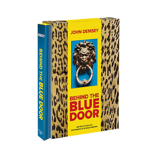 蓝色大门的背后