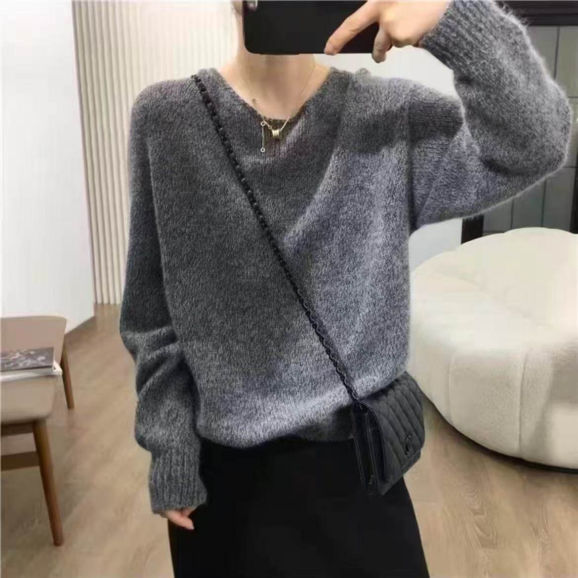 无缝一体一字领针织打底衫秋冬新款显瘦内搭外穿上衣简约长袖女装,女装/女士精品,毛针织衫,淘宝优惠券,粉丝福利购,淘宝优惠卷