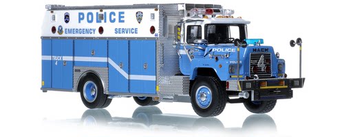 FR 1/50 纽约市消防局 1990年 Mack DM/Saulsbury ESS 4 -Bronx