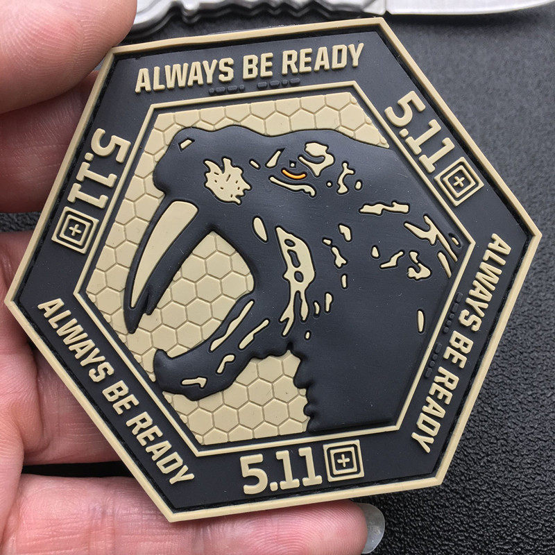 11剑齿虎3d浮雕pvc臂章魔术粘扣战术士气肩章背包毛面装饰图标