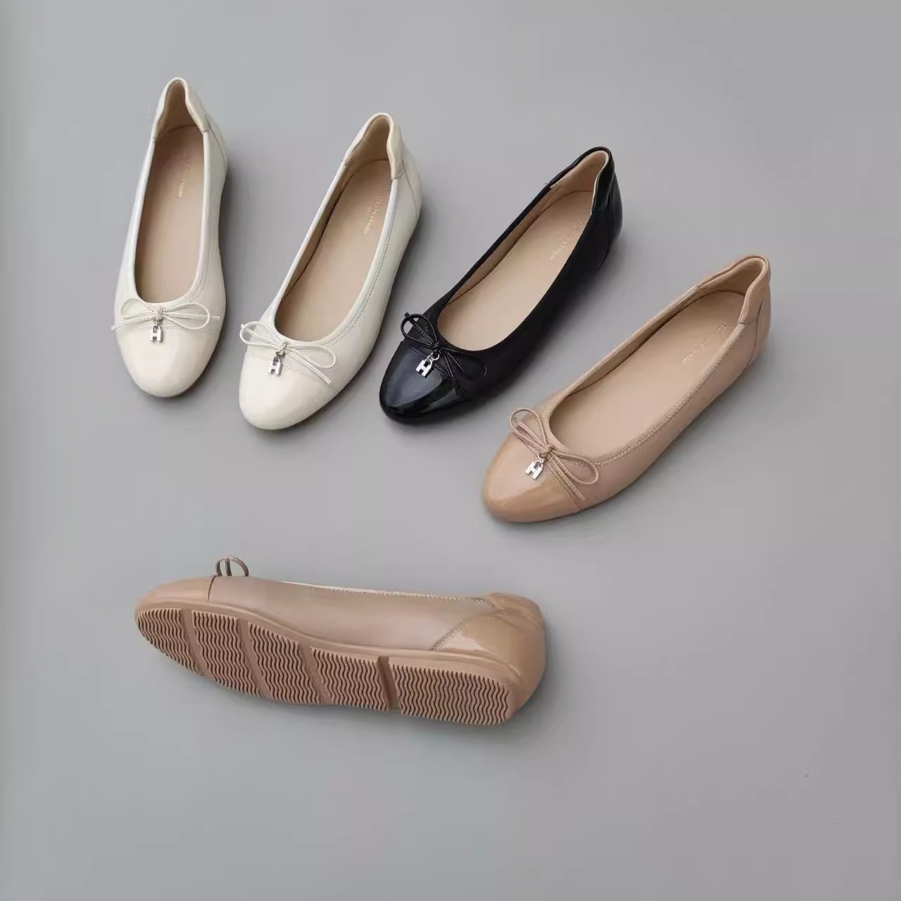 Federica Di Donato百搭蝴蝶结拼接圆头低跟平底通勤舒适单鞋女