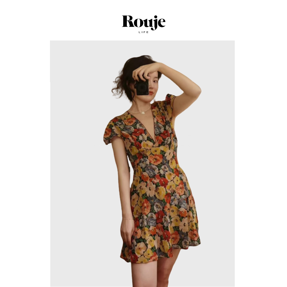 【现货】Rouje Life复古气质油画印花V领短袖收腰显瘦短款连衣裙