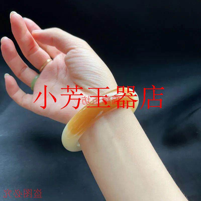 新疆且末糖俏色正圈手镯