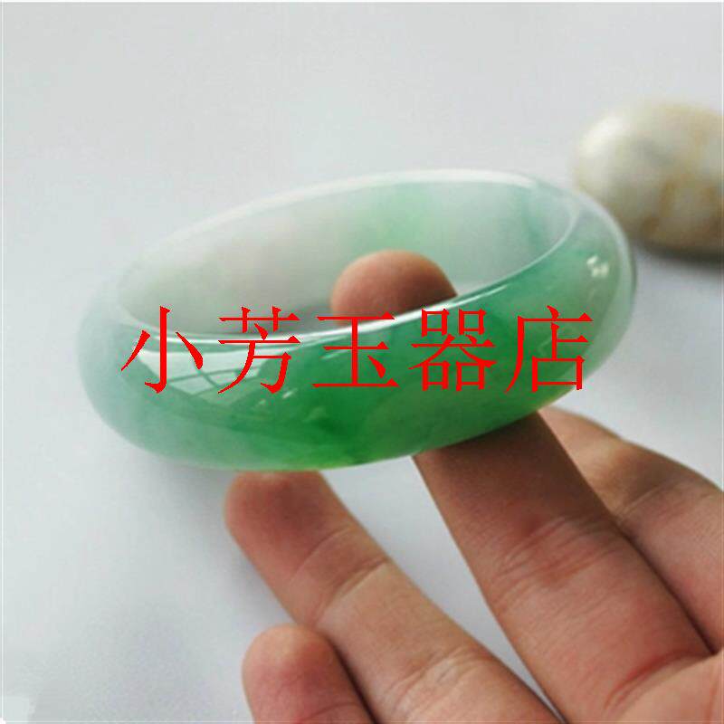 精品缅甸老坑冰糯种翡翠色浅绿玉镯油青贵妃镯白底飘绿玉手镯女款