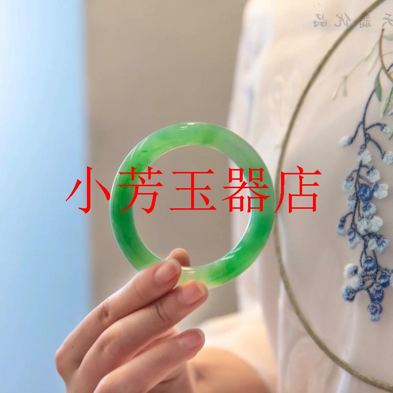 缅甸翡翠色手镯晴水料老坑冰种飘花阳绿圆条少女玉手镯贵妃玉镯子