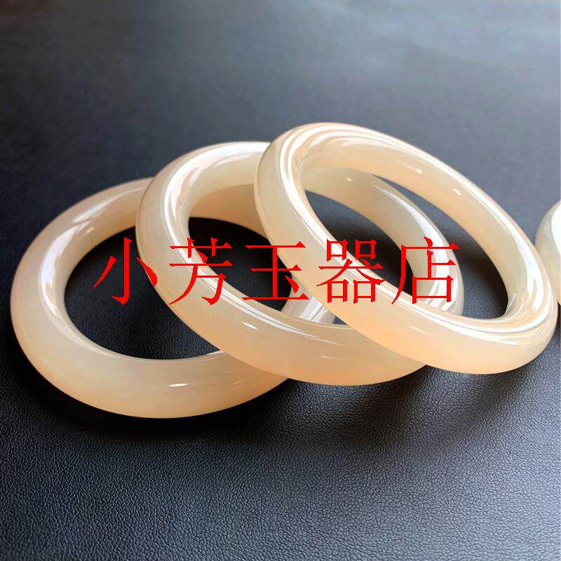 新疆和田玉藕粉色手镯青海料胖圆条青白碧玉大小圈口小众设计女款