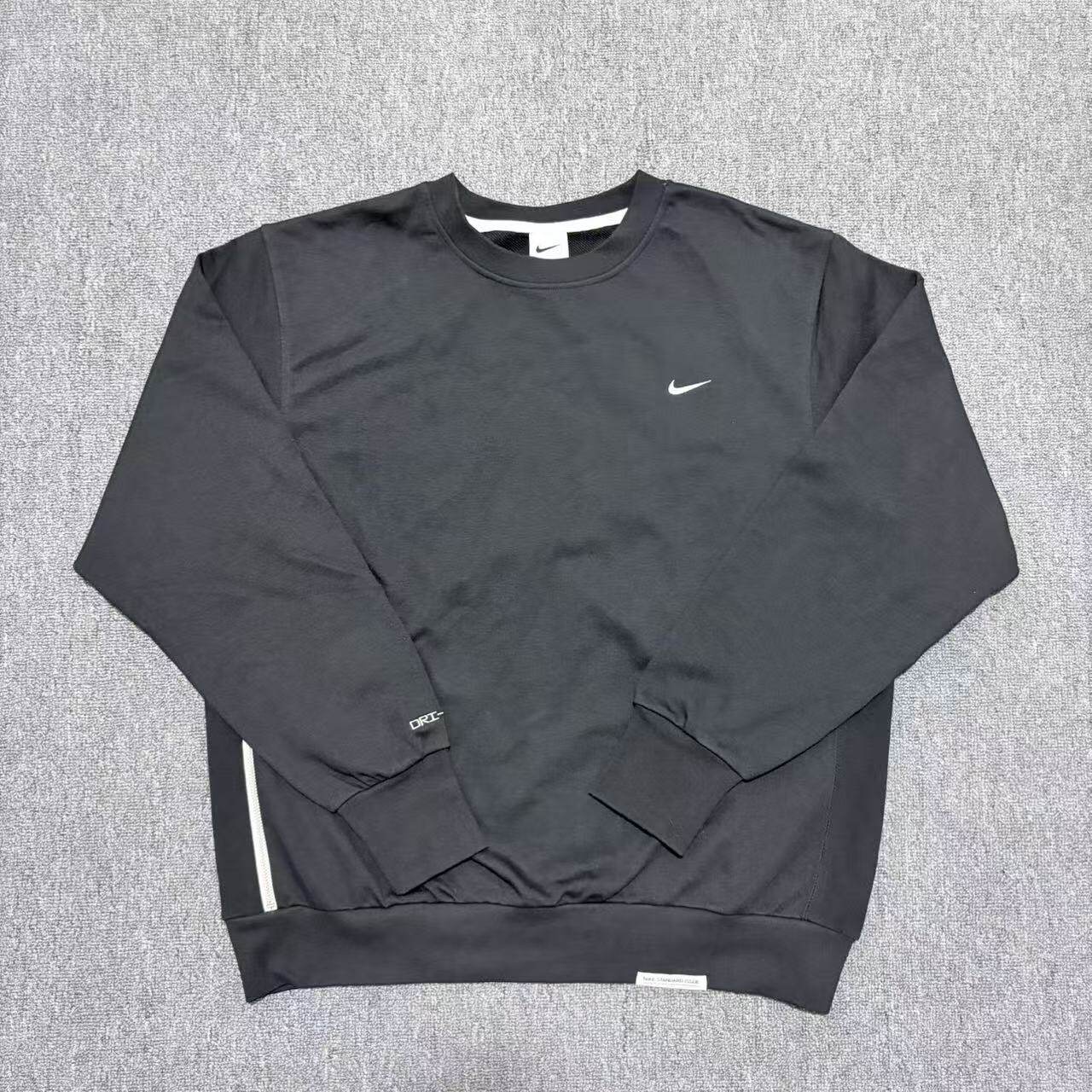Nike/耐克 男子刺绣小logo口袋拉链运动针织套头卫衣 DQ5821-010