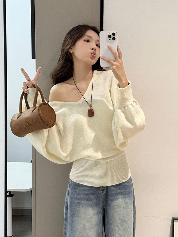 Plus Size Korean Style Lazy V-Neck Batwing Sleeve Knit Sweater for Women, Autumn and Winter, Tie Waist, Slimming Sweater Top