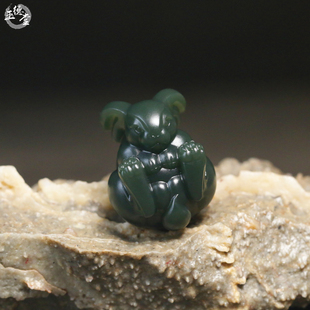 玉德堂新疆和田玉青玉一细料苏工玉兔生肖兔子萌兔挂件吊坠